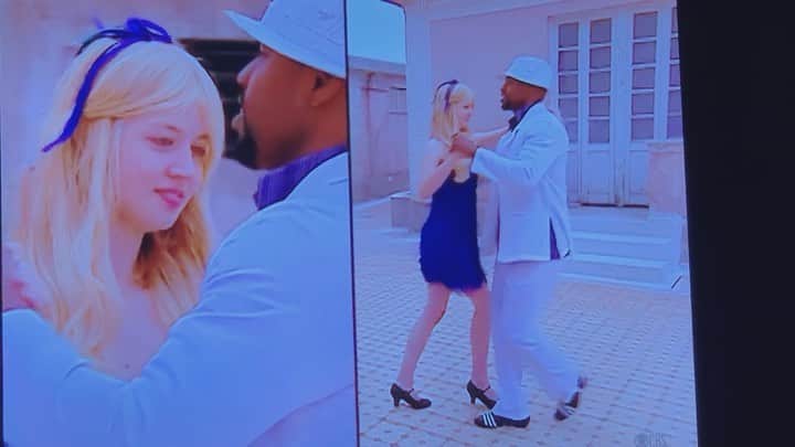 アリソン・ハーバードのインスタグラム：「Lol help #antm」
