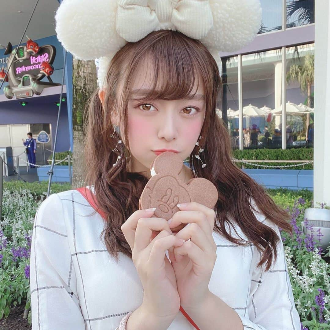 寺坂真里奈さんのインスタグラム写真 - (寺坂真里奈Instagram)「⑅ ⑅  もぐもぐ🍫 ⑅」11月7日 18時14分 - marina_terasaka