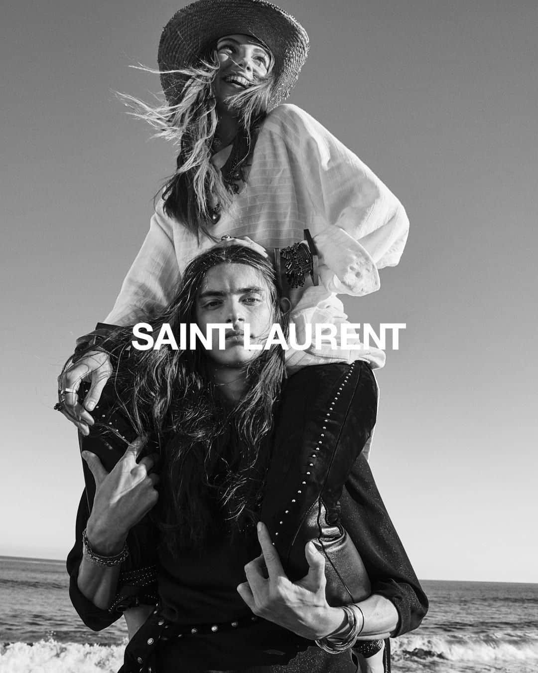 サンローランさんのインスタグラム写真 - (サンローランInstagram)「DYLAN & FRAN - SPRING SUMMER 20 #YSL26 by ANTHONY VACCARELLO PHOTOGRAPHED by @graysorrenti  #YSL #SaintLaurent #YvesSaintLaurent @anthonyvaccarello」11月8日 5時00分 - ysl