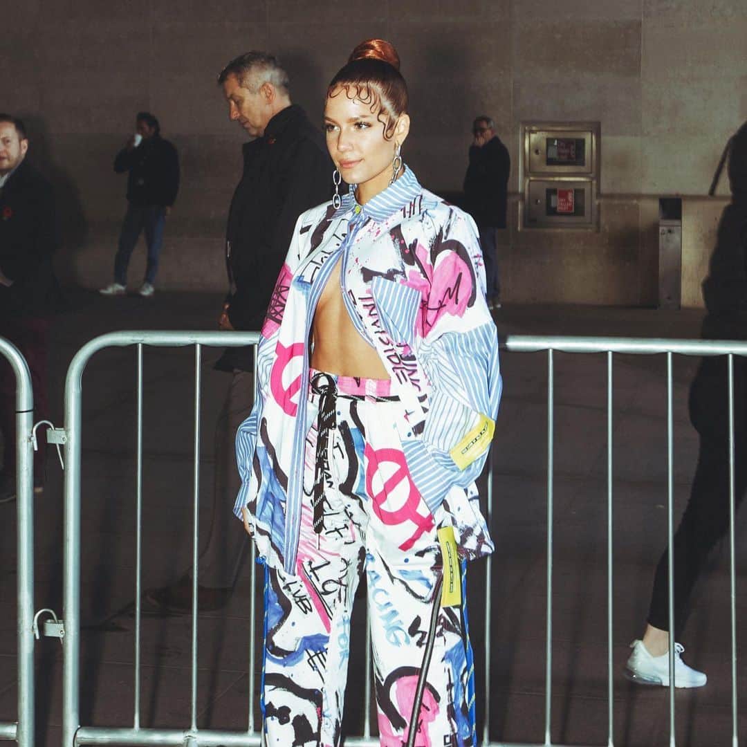 Halseyのインスタグラム：「ty knee. 📷: @yasi」