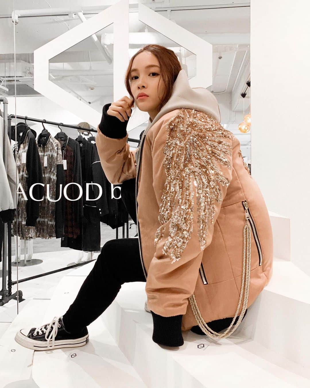 Lilmeのインスタグラム：「𝐀𝐂𝐔𝐎𝐃 𝐛𝐲 𝐂𝐇𝐀𝐍𝐔 𝟐𝟎𝟐𝟎𝐒/𝐒 𝐂𝐎𝐋𝐋𝐄𝐂𝐓𝐈𝐎𝐍⚡️ @acuodbychanu 🥀身長が低い私でも着れるユニセックスのブランド✊🏼友達の夢が叶う姿を見て私もいつも頑張ろうと思える！ありがとう @i_chanu_m_acuod ‼︎」