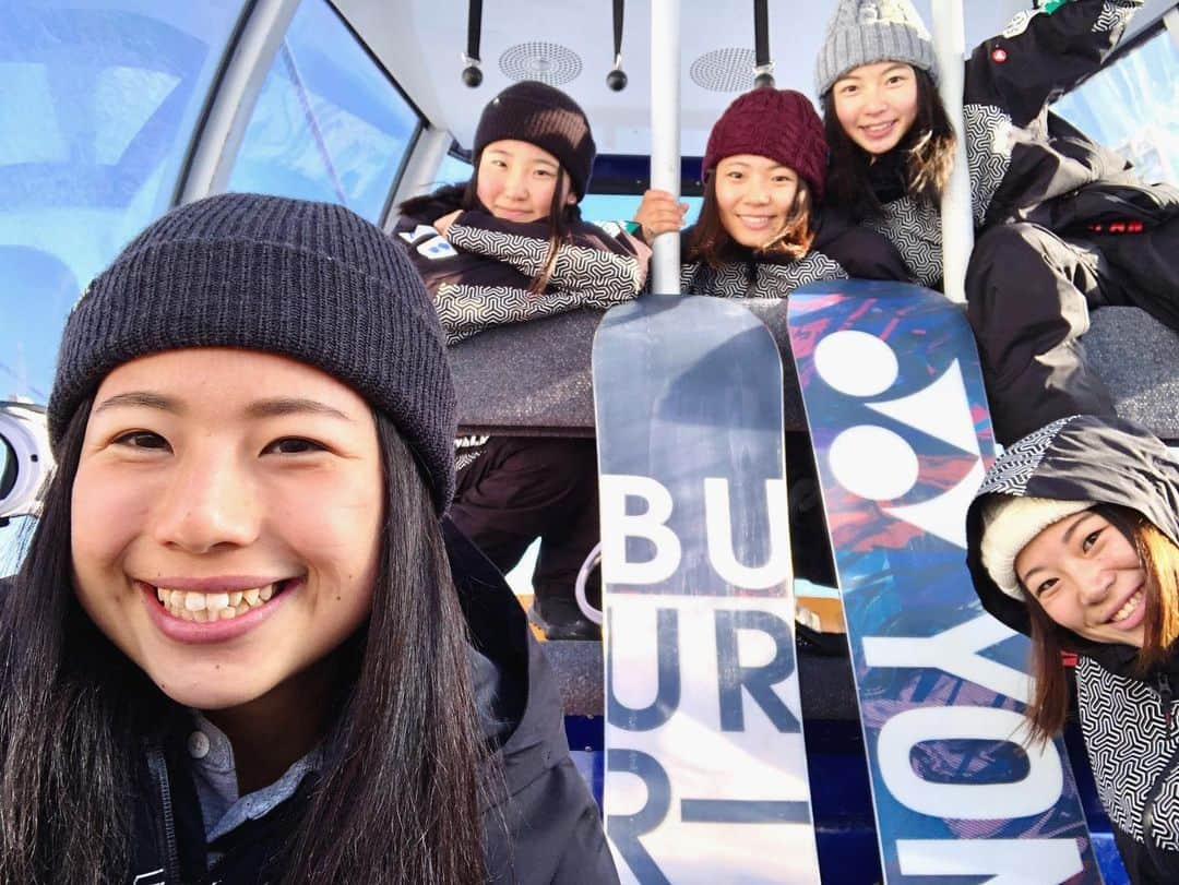 今井胡桃のインスタグラム：「🇦🇹💙 #snowboard #halfpipe #女子チーム」