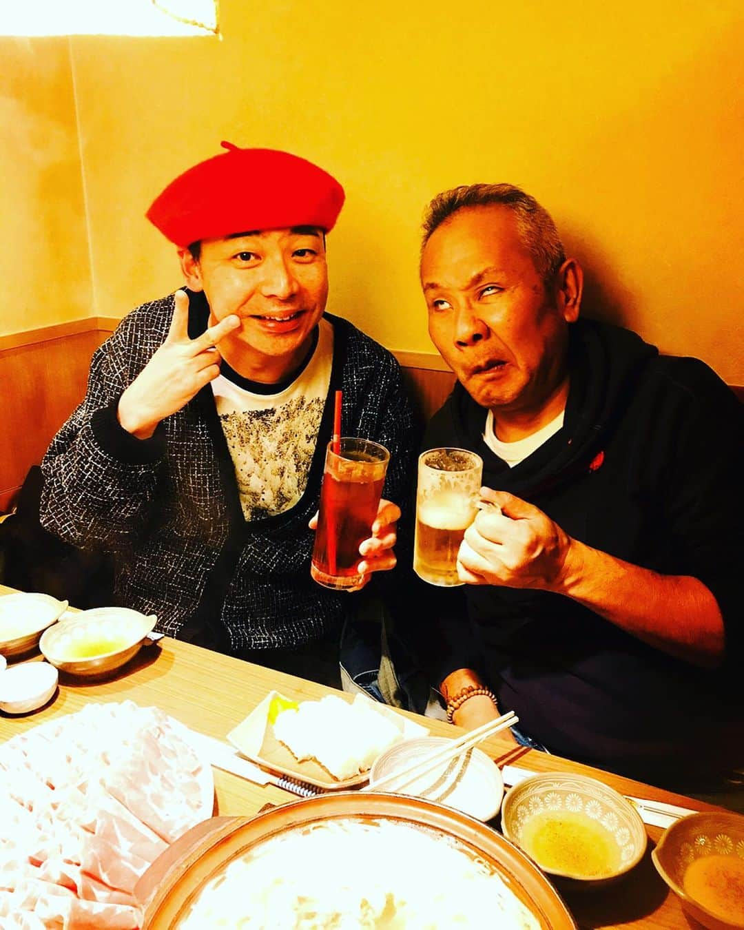 美川憲二さんのインスタグラム写真 - (美川憲二Instagram)「仲良し先輩‼️歌真呂兄さんと札幌で ラムしゃぶしゃぶよ〜😋🍴💕💕💕💕💕💕💕 #北海しゃぶしゃぶ北2条店  #札幌  #ラムしゃぶ  #かなり美味しい  #歌真呂  #美川憲二 #ものまね」11月7日 21時50分 - mikawakenji