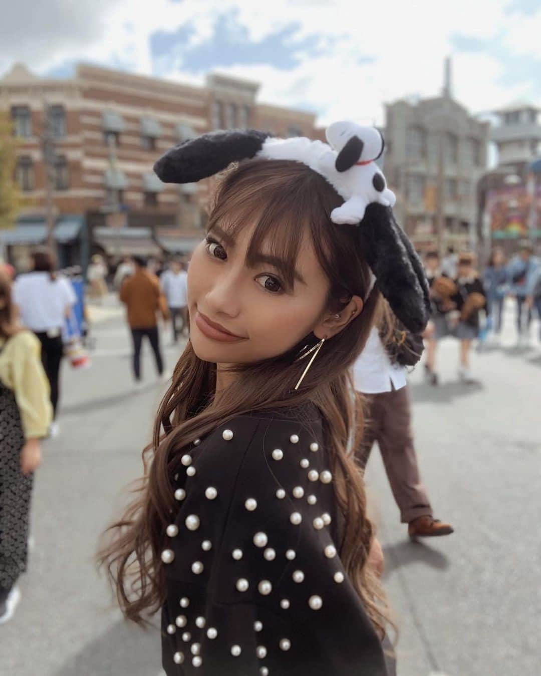 sachiyo_misuさんのインスタグラム写真 - (sachiyo_misuInstagram)「𝐻𝑎𝑝𝑝𝑦 ❤︎ . @rienda_official💕. . . . #usj #usjコーデ #universalstudiosjapan #riendaコーデ #rienda #goodtime #outfit #style #l4l #instafashion #instagood #misusachi_code」11月7日 22時31分 - sachiyo_misu