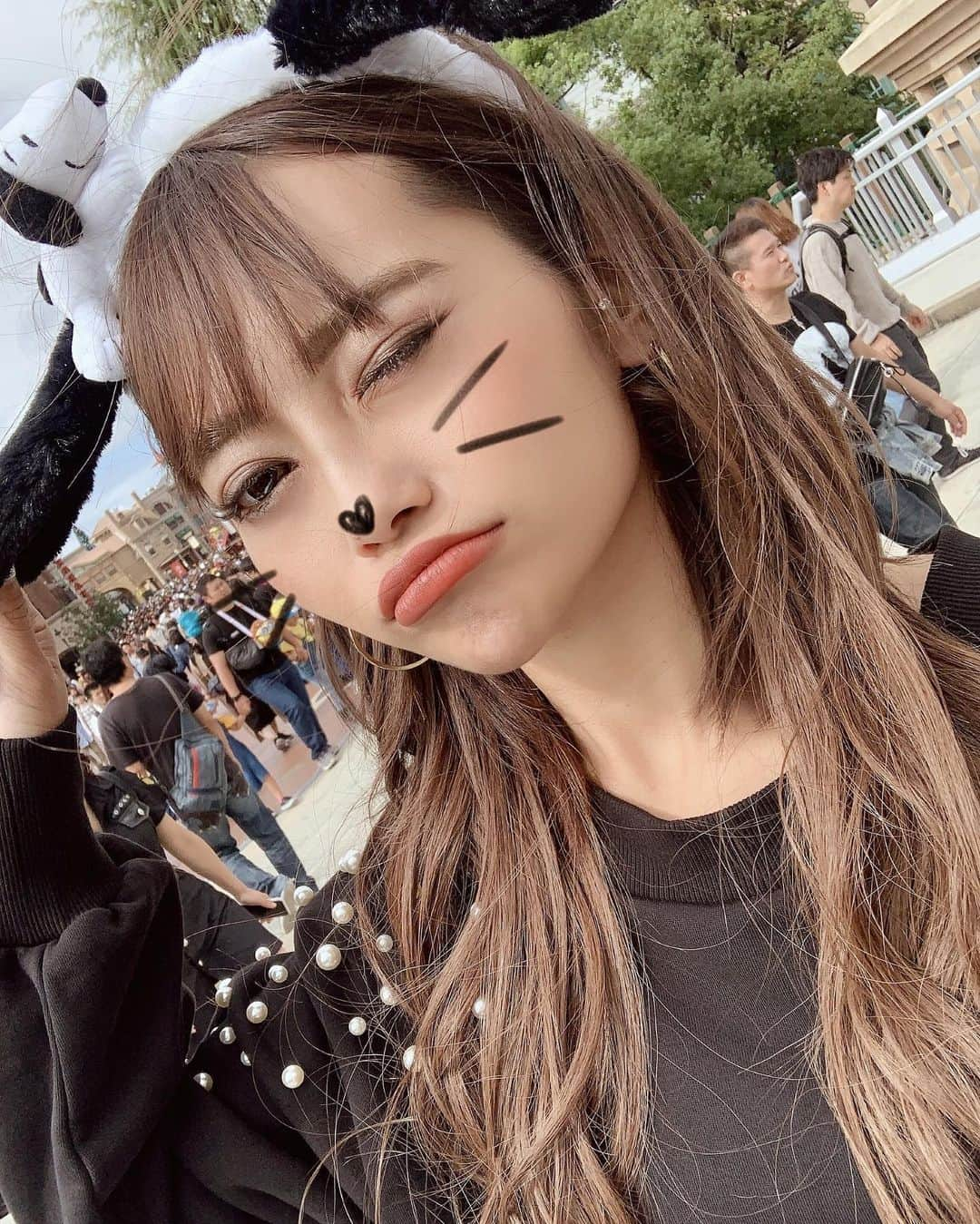 sachiyo_misuさんのインスタグラム写真 - (sachiyo_misuInstagram)「𝐻𝑎𝑝𝑝𝑦 ❤︎ . @rienda_official💕. . . . #usj #usjコーデ #universalstudiosjapan #riendaコーデ #rienda #goodtime #outfit #style #l4l #instafashion #instagood #misusachi_code」11月7日 22時31分 - sachiyo_misu