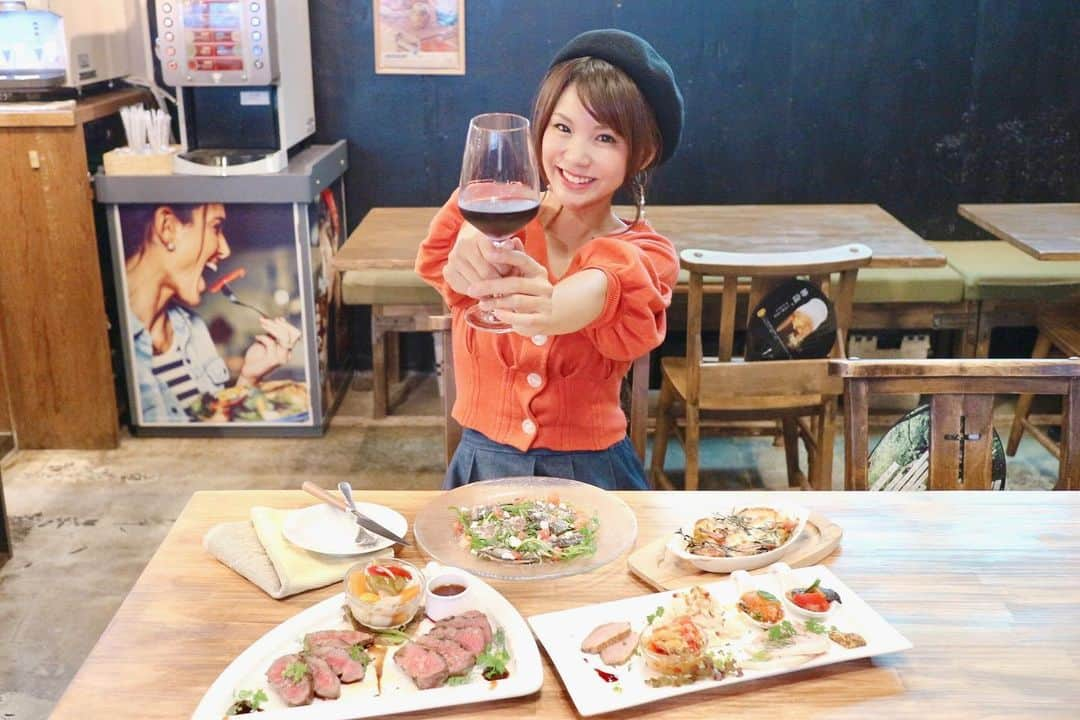 長谷川真美さんのインスタグラム写真 - (長谷川真美Instagram)「😋💕 #食テロ 💗 ・ 前にフライングで載せた #上野 の #フォーバルミート さん💗 @ueno_forbalmeat ・ 美味しかったし 居心地よかったな…🤤 ・  @closer_gourmet 又は MAAMIのインスタ見たで いいことがあるよ✨🙌 詳しくはcloser見てね💗 ・ 動画声ありもcloserで！！！ ・ #上野グルメ #上野 #まあみグルメ #子連れご飯」11月7日 22時35分 - maami.hase