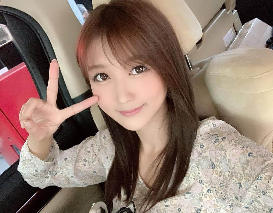 大槻ひびきさんのインスタグラム写真 - (大槻ひびきInstagram)「ヒミツの撮影です🥰 ヒミツです💕 #secret #japan」11月8日 0時53分 - yanhibi0221