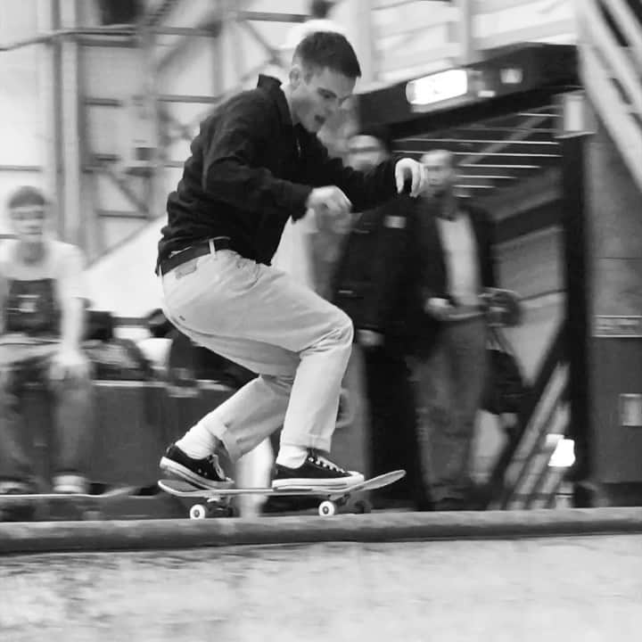 コンラッドのインスタグラム：「Bowl session with @marrekrull 💥💥」