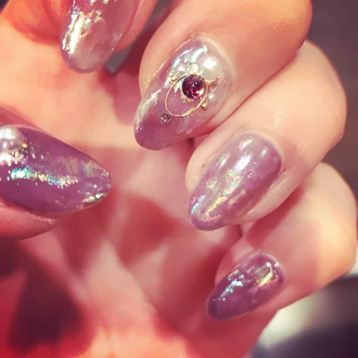 倖田李梨のインスタグラム：「ネイルをリニューアル✨」