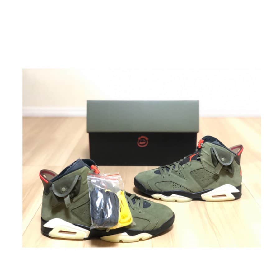 のインスタグラム：「2019.11.08 . . " Travis Scott × Air Jordan 6 " . . #🌵 #🧩🧩🧩 #airjordan6 #travisscottaj6」