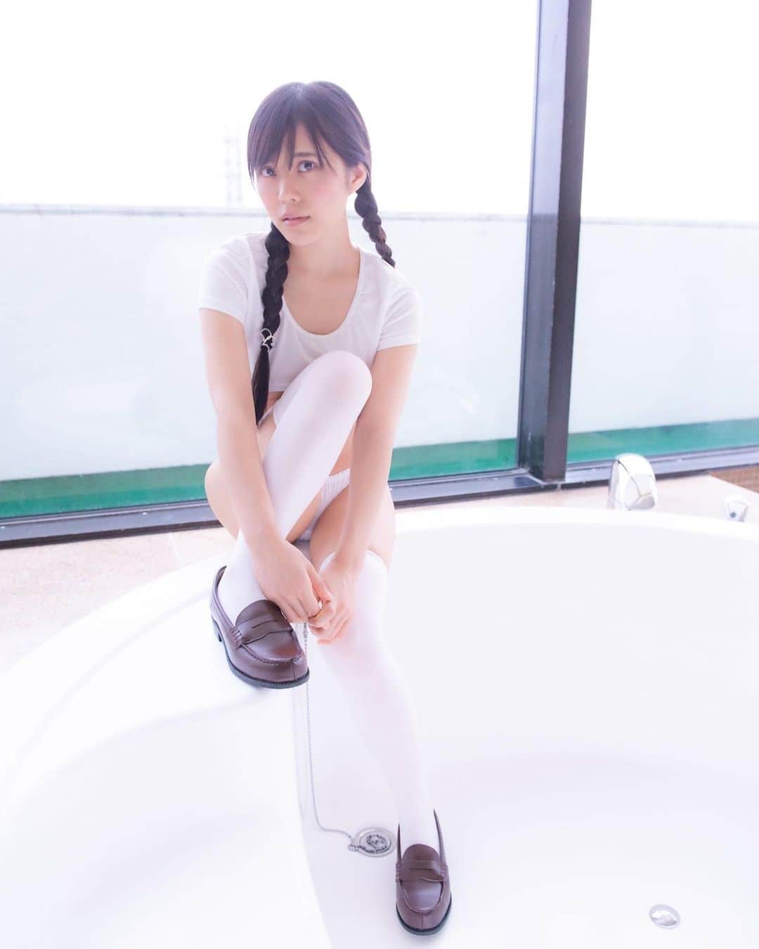 田中みかさんのインスタグラム写真 - (田中みかInstagram)「. . . . 真っ白 . . . . . . . . . . . . . . . . . . . . . . . . . . . . . . . . #ニーハイ#ローファー#東京カメラ部  #ファインダー越しのわたしの世界  #ファインダー越シノ私ノ世界 #カメラ好きな人と繋がりたい  #カメラマンさんと繋がりたい  #写真好きな人と繋がりたい  #写真撮ってる人と繋がりたい  #撮影会モデル #撮影モデル  #womanphotography  #womanphoto  #girlportrait  #cameraman  #photoshoot  #photographer  #asianbeauty  #asianmodel  #japanesegirl  #japanesewoman #グラビア#グラビアアイドル#グラビア撮影#japanesebeauty #canon #instagood#portrait#ポートレートモデル募集」11月8日 7時43分 - mikamikatn
