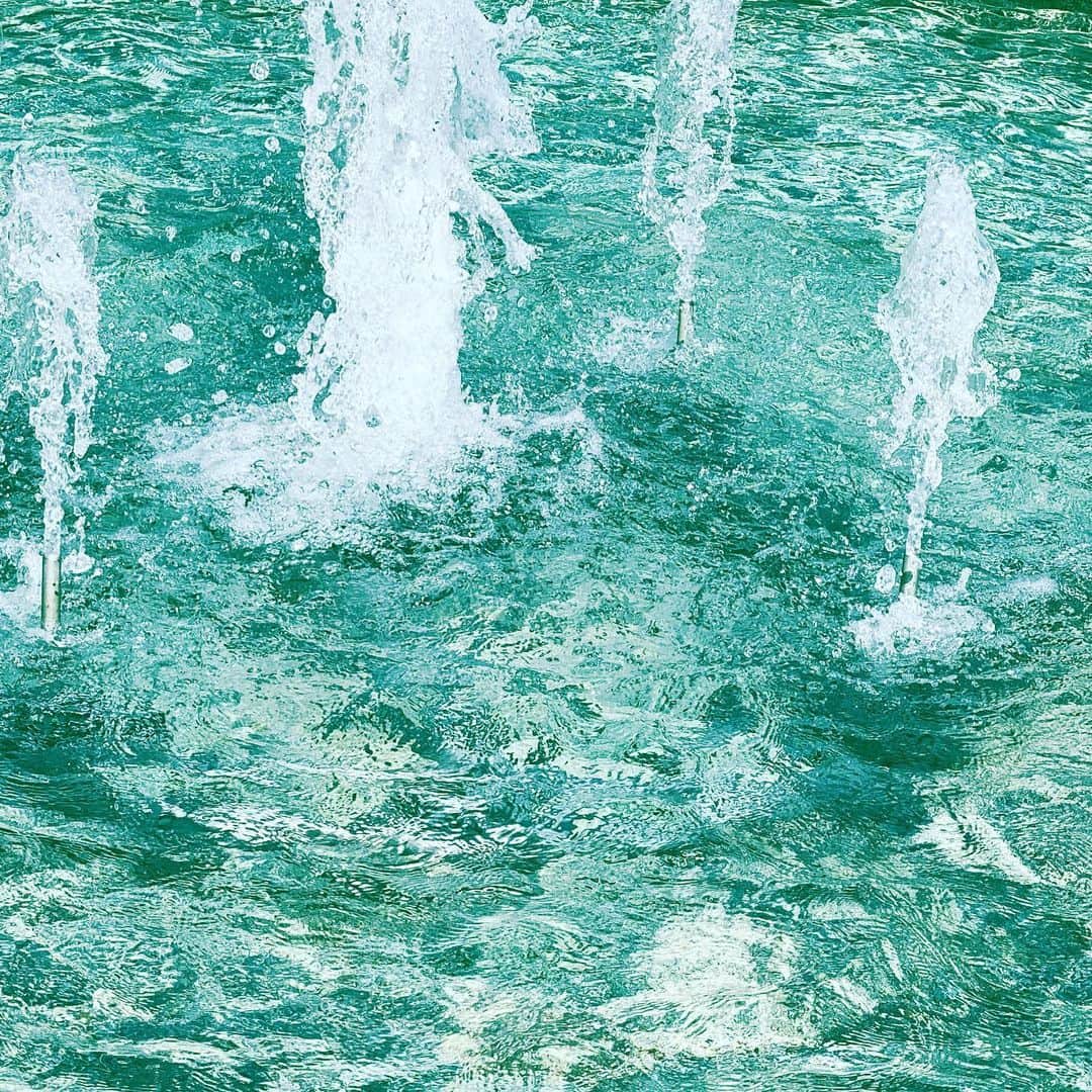 中野敬久さんのインスタグラム写真 - (中野敬久Instagram)「#splash #park #water #fountain #噴水」11月8日 8時44分 - hirohisanakano