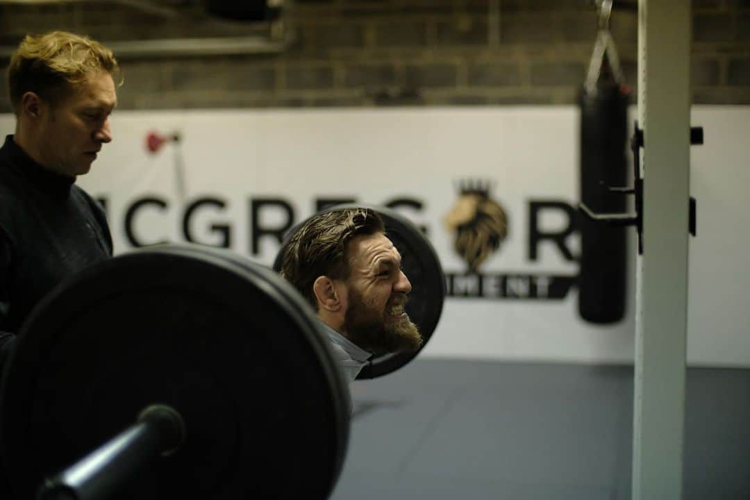 コナー・マクレガーさんのインスタグラム写真 - (コナー・マクレガーInstagram)「Lift the weight from your being.」11月8日 8時47分 - thenotoriousmma