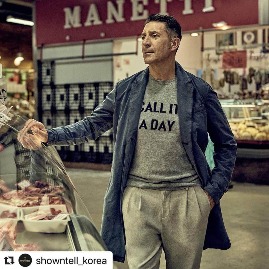 のインスタグラム：「#showntell_korea ・ ・ ・ <# SHO & TEL # 2019FW> .  In luxurious color and texture  Save face tone  With pigment dying blue coat  The chic car style which is chic in FW season  You can meet at Show & Tel! . ✔ Show & Tell store information * Shinsegae Department Store (Gangnam) * Premium Outlets (Paju, Yeoju, Busan) * Starfield (Hanam, Goyang)  Starfield City」