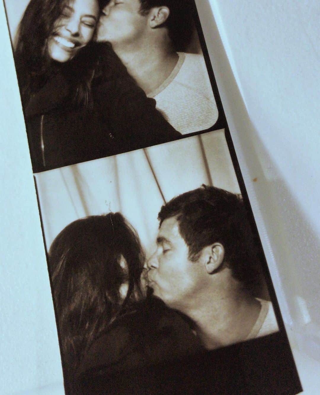クロエ・ブリッジスのインスタグラム：「Happy birthday to the guy who brings me all the joy and all the giggles 💖」