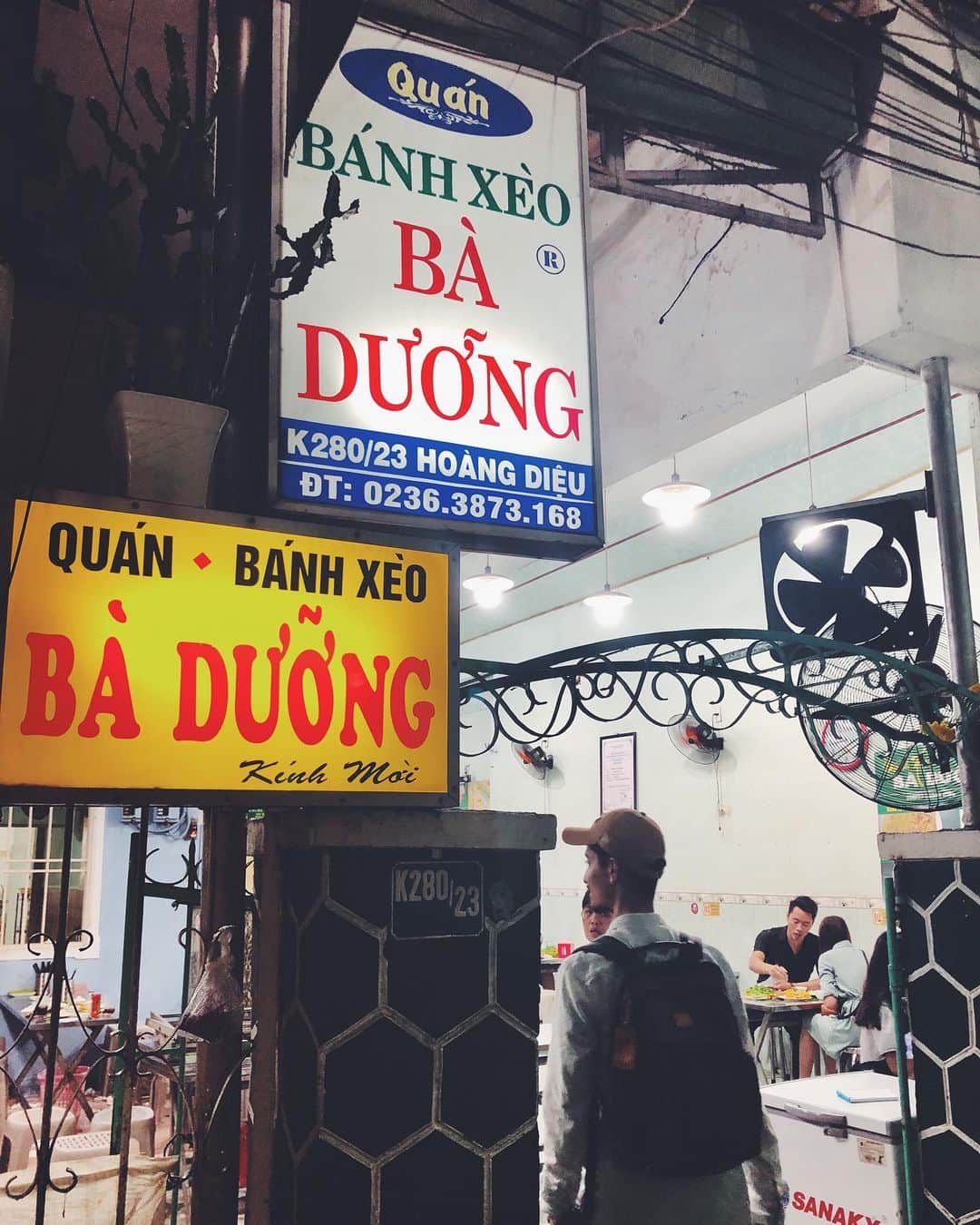 尾形沙耶香さんのインスタグラム写真 - (尾形沙耶香Instagram)「#bánhxèo  #danangfood  #vietnam🇻🇳 #バインセオ　お勧め👍👍👍👍」11月8日 11時55分 - sayakaogata