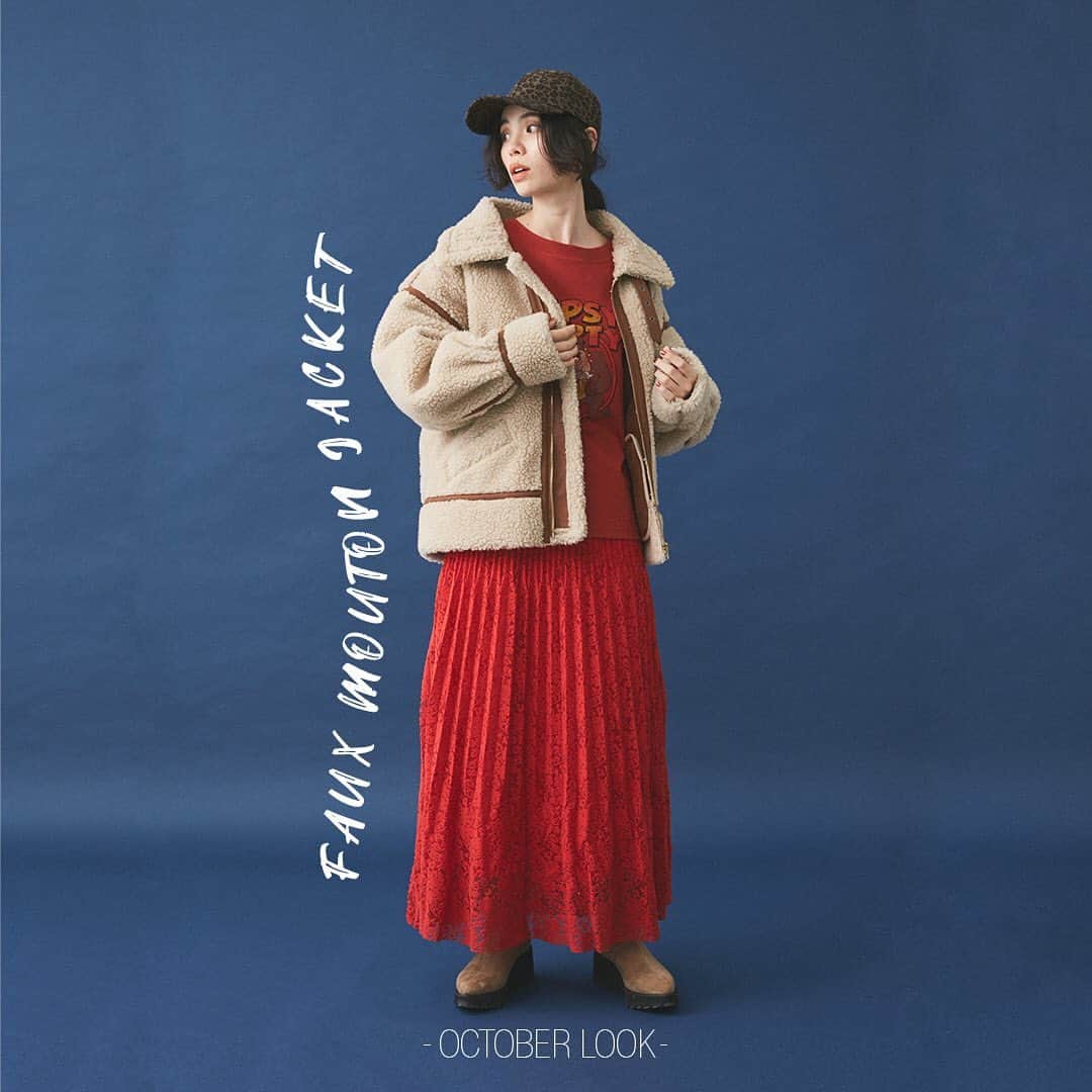 のインスタグラム：「#RCWB #RODEOCROWNS OUTER COLLECTION ━━━━━━━━━━━━━━━━━━ FAUX ムートン ブルゾン ¥11,990+TAX ドロップショルダーとコクーンシルエットの組み合わせで、メンズライクに見えやすいブルゾンを女性らしくデザイン。 生地の硬さや風合いが、よりリアルに近いフェイクムートンを使用し、ヴィンテージ感のある印象に。 ━━━━━━━━━━━━━━━━━ #RODEOCROWNS #RCWB #RODEOCROWNSWIDEBOWL」