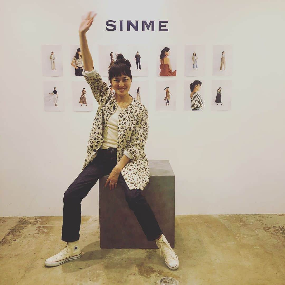 板谷由夏 さんのインスタグラム写真 - (板谷由夏 Instagram)「SINME展示会が無事３日間終わりました。 来てくださった関係者の皆様 ありがとうございました。 半年に一度の緊張感がビシビシきつつ でもやはり終わってみると いやあ、今回も色々あったなあ 楽しかったなあ、と思う。  スタッフのみんな！ありがとう、いつも支えてくれて。 お会いできたすべての方々に感謝します。」11月8日 23時40分 - yukaitaya