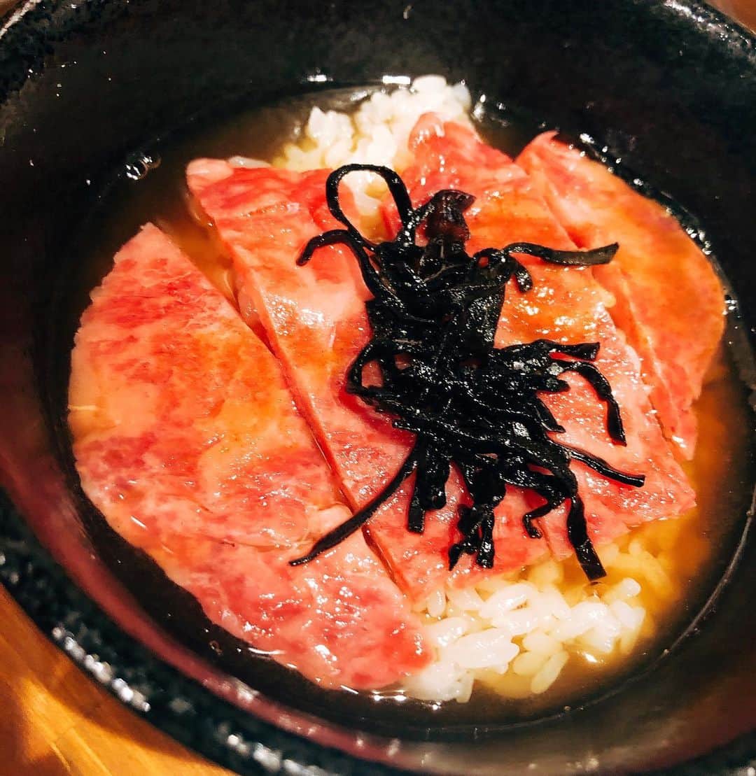 嶋村瞳のグルメインスタ