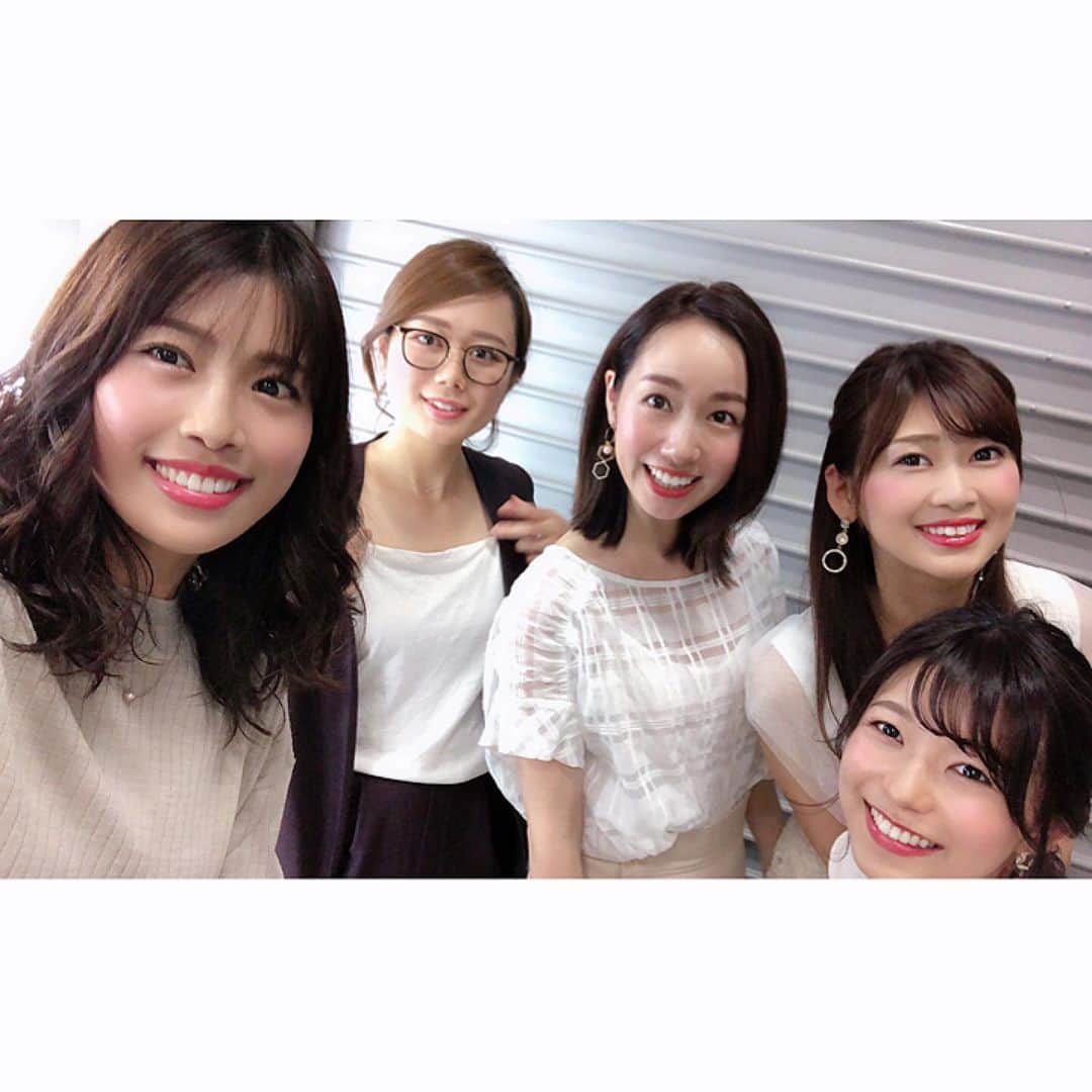 泉マリコさんのインスタグラム写真 - (泉マリコInstagram)「短い時間だったけど、会いたかった皆さんとわちゃわちゃできて楽しかった😆 @with_mag_official 撮影❣️ . この秋から @withgirls_official が新体制に📚✨ STAR100として活動させていただくことになりました🙇‍♀️引き続きgirlsエディターとして記事も執筆するよ✍️ . 最近はもう本当にのそのそマイペースすぎる活動ぶりなんですが…🐢こんな私でも受け入れてくれる、優しくてあたたかいwithの皆が大好き❤ そんなwithの魅力を少しでも伝えられるように、今年も楽しみながら活動していこうと思います✨✨ . #撮影 #雑誌 #スタジオ撮影 #with #withgirls #withgirlsstar100 #withgirlsママ #女の子ママ #ワーママ #読者モデル #shooting #studio #magazine #mama #mamagirl #love #happy #beauty #fashion #lifestyle #working」11月8日 23時51分 - mariko_i0902