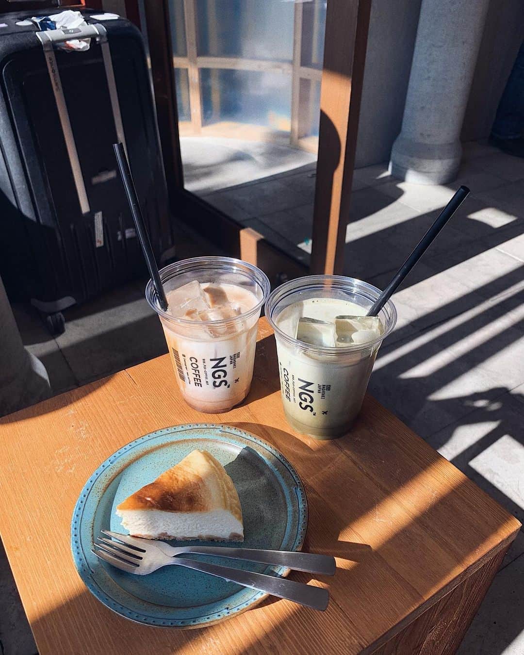 草野春香さんのインスタグラム写真 - (草野春香Instagram)「. @ngs.coffee ☕️🧀💞 天気もよくて窓からの日差しが気持ちかった☀️ #ngscoffee #cafe #nagasakicafe」11月8日 16時53分 - _haruka030_