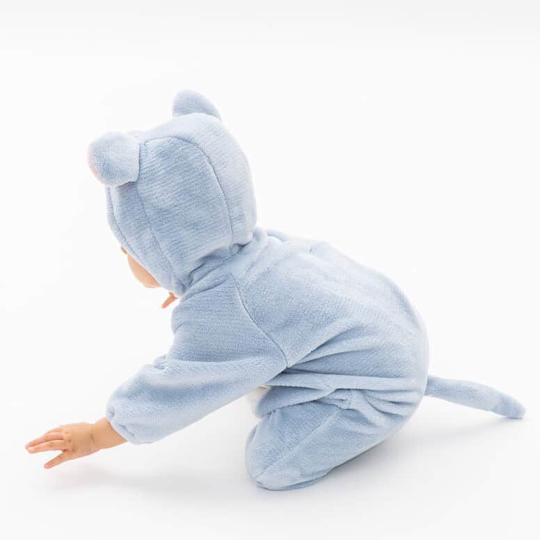 Toys''R''Us｜トイザらス 公式 さんのインスタグラム写真 - (Toys''R''Us｜トイザらス 公式 Instagram)「そろそろ年賀状の準備を始める頃🎍  今年の干支のネズミさん🐭  縁起のいいだるまさん💮 変身したベビーの写真で、新年のご挨拶はいかが？🇯🇵 令和生まれのﾍﾞﾋﾞｰ用に、令和スタイもおすすめです！  長袖なりきりｶﾊﾞｰｵｰﾙ ﾈｽﾞﾐ/ﾀﾞﾙﾏ　1869円（税込） 令和ｽﾀｲ　599円(税込)  #ﾍﾞﾋﾞｰ #ﾈｽﾞﾐ年 #ﾈｽﾞﾐﾛﾝﾊﾟｰｽ #年賀状ｱｰﾄ #ﾍﾞﾋﾞｰｺｽﾁｭｰﾑ #だるまさん #ﾀﾞﾙﾏﾛﾝﾊﾟｰｽ #令和 #令和生まれ」11月8日 17時01分 - toysrus_jp