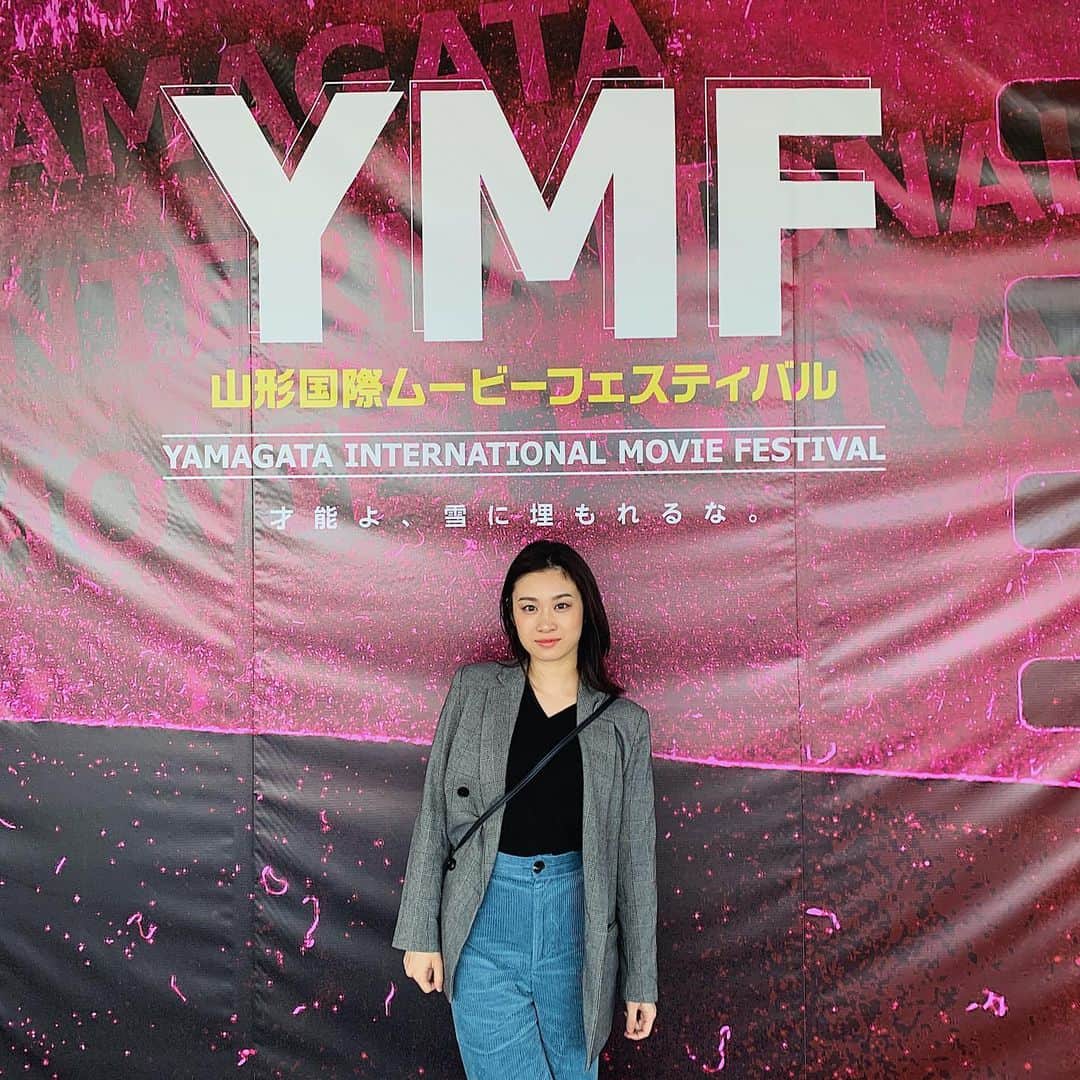 鈴木芳奈のインスタグラム：「今年も参戦。やっぱり映画はすきだ。  #山形国際ムービーフェスティバル #YMF #映画 #movie #映画祭 #山形」