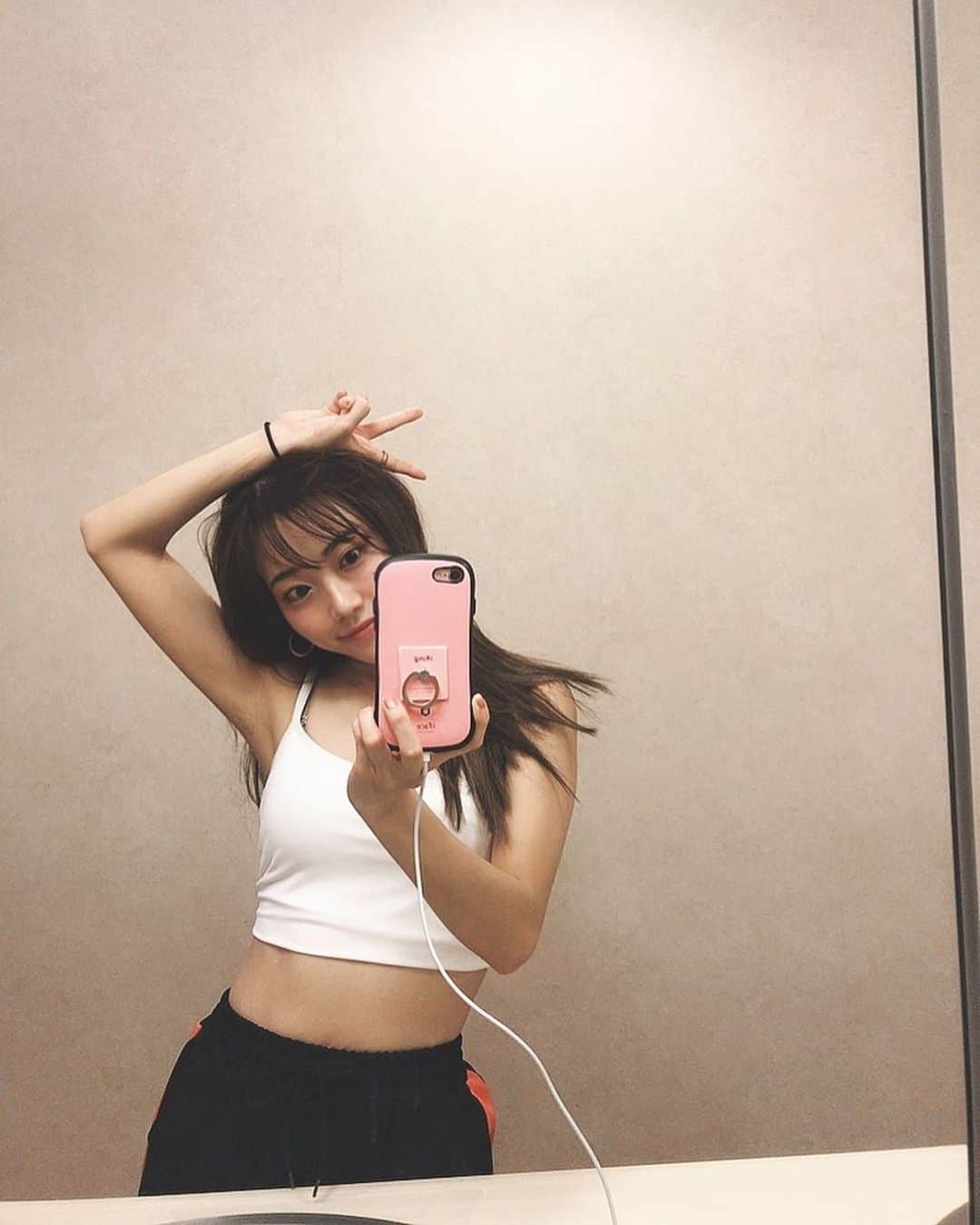 菜々香のインスタグラム：「🔥training🤸‍♂️ 11月は踊る身体改造。  #training#body#instananaka#nanaka#菜々香」