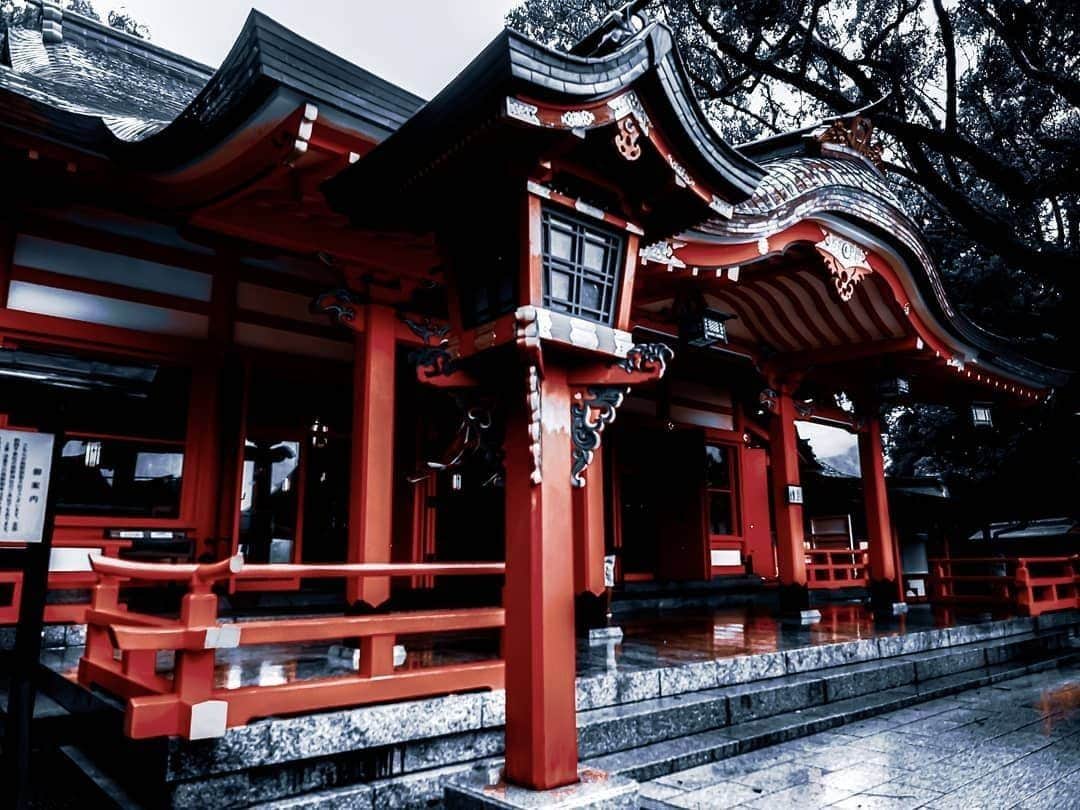 Visit Wakayamaさんのインスタグラム写真 - (Visit WakayamaInstagram)「.⠀ Kumano Nachi Taisha Grand Shrine is said to make your wishes come true. ⠀ What would you wish for? ⠀ 📸: @sh0uj0u」11月8日 19時00分 - visitwakayama