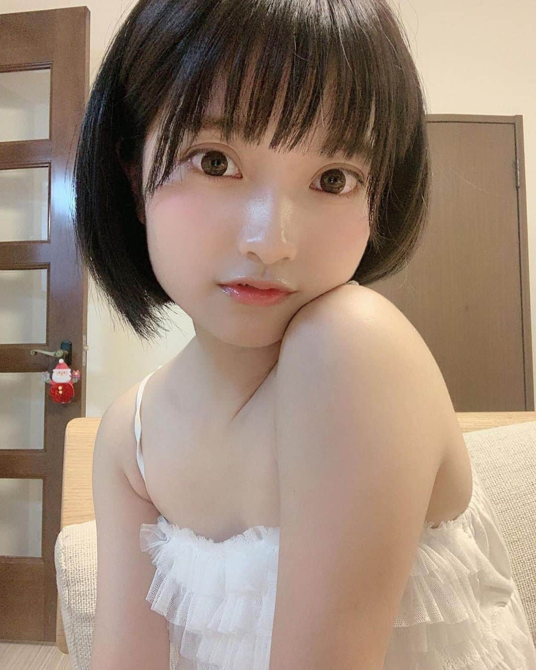 美女美容事情さんのインスタグラム写真 - (美女美容事情Instagram)「《スワイプしてね→🤳✨💓》⁠⠀ *⁠⠀ リポストを使って、素敵な写真📷✨を投稿されてる方を紹介させて頂く⠀⠀⠀⁠⠀ 【💄美女美容事情💅】のコーナーです✨⁠⠀ *⠀⠀⠀⠀⠀⠀⁠⠀ いいねやコメント、フォローして応援してね❤︎🥰🎶⁣⁠⠀ *⠀⠀⠀⠀⠀⠀⁠⠀ 今回ご紹介させて頂きますのは❤︎⁠⠀ 橘子🍊さん< @jyuuzu >の素敵なお写真📸⁠⠀ *⁠⠀ ⁠コスプレヤーとして活躍する橘子🍊さん💓💓可愛さが止まらない‼️⁠⠀ *⠀⁠⠀ 橘子🍊さんのアカウントには他にも素晴らしい投稿が沢山ありますので是非覗いてみてくださいね💁‍♀️💙⁠⠀ *⠀⁠⠀ 橘子🍊さん< @jyuuzu >⁠⠀ 素敵な投稿ありがとうございました☺️📸✨⠀⠀⠀⠀⠀⠀⠀⁠⠀ △▼△▼△▼△▼△▼△▼△▼△▼△▼⠀⠀⠀⠀⠀⠀⠀⠀⠀⠀⠀⠀⠀⠀⠀⠀⠀⠀⠀⠀⠀⠀⠀⠀⠀⠀⠀⠀⠀⠀⠀⠀⁠⠀ ❤🧡💛「美女美容事情」💚💙💜⠀⠀⠀⠀⠀⠀⠀⠀⠀⠀⠀⠀⠀⠀⁠⠀ 👇掲載ご希望の方は👇⠀⠀⠀⠀⠀⠀⠀⠀⠀⠀⠀⠀⠀⠀⠀⁠⠀ @b_b_j.jタグ付けと🖤 # ビジョビ⠀🖤⠀⠀⠀⠀⠀⠀⠀⠀⠀⠀⠀⠀⠀⠀⁠⠀ をタグ付けお願いします✨⠀⠀⠀⠀⠀⠀⠀⠀⠀⠀⠀⠀⠀⠀⠀⁠⠀ ――――――――――――――――⠀⠀⠀⠀⠀⠀⠀⠀⠀⠀⠀⠀⠀⠀⠀⠀⠀⠀⠀⠀⠀⠀⁠⠀ ～姉妹アカウントのご紹介～⠀⠀⠀⠀⠀⠀⠀⠀⠀⠀⠀⠀⠀⠀⠀⠀⠀⠀⠀⠀⠀⠀⠀⠀⠀⠀⁠⠀ ◇美容情報を紹介している«美女美容事情～Beauty～»⠀⠀⠀⠀⠀⠀⠀⠀⠀⠀⠀⠀⠀⠀⠀⠀⠀⠀⠀⠀⠀⠀⠀⠀⠀⁠⠀ ( @b_b_j.j_b )⠀⠀⠀⠀⠀⠀⠀⠀⠀⠀⠀⠀⠀⠀⠀⠀⠀⠀⠀⠀⠀⠀⠀⠀⠀⠀⁠⠀ ◇美しい旅スポット紹介をしている«美 spot»⠀⠀⠀⠀⠀⠀⠀⠀⠀⠀⠀⠀⠀⠀⠀⠀⠀⠀⠀⠀⠀⠀⠀⠀⁠⠀ ( @b__spo )⠀⁠⠀ ⠀⠀⠀⠀⠀⠀⠀⠀⠀⠀⠀⠀⠀⠀⠀⠀⠀⠀⠀⠀⁠⠀ よかったらこちらも覗いてみてね✨⁠⠀ ――――――――――――――――⠀⠀⁠⠀ #美白 #中国⁠⠀ #台湾 #台灣 ⠀ ⁠⠀ #taiwan #コスプレ ⁠⠀ #女子旅 #スタイル抜群 ⁠⠀ #楽しい #コスプレイヤー⠀⠀⠀⠀⠀⠀⠀⠀⠀⠀ ⁠⠀ #女子旅行 #キラキラ ⠀⠀⠀⠀⠀⠀⠀⠀⠀⠀⁠⠀ #カメラ女子部 ⠀⠀⠀⠀⠀⠀⠀⠀⠀⠀ ⁠⠀ #バカンス #リゾート⠀⠀⠀⠀⠀⠀⠀⠀⠀⠀ ⁠⠀ #美意識向上 ⠀⠀⠀⠀⠀⠀⠀⠀⠀⠀ ⁠⠀ #美活 #コスプレ ⠀ ⁠⠀ #くびれ #美肌⠀⠀⠀⠀⠀⠀⠀⠀⠀⠀ ⁠⠀ #美 #笑顔 ⠀⠀⠀⠀⠀⠀⠀⠀⠀⠀ ⁠⠀ #可愛い #大人女子 ⠀⠀⠀⠀⠀⠀⠀⠀⠀⠀ ⁠⠀ #女子力 #女子力up ⠀⠀⠀⠀⠀⠀⠀⠀⠀⠀ ⁠⠀ #goodtime ⠀ #nicepic⠀ ⁠⠀ #naturalbeauty」11月8日 18時54分 - b_b_j.j