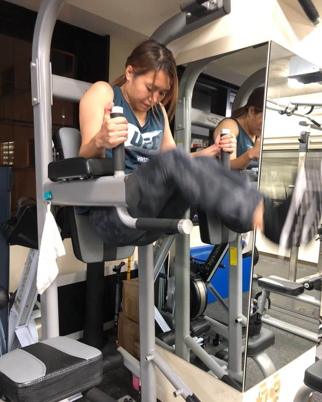 朱里さんのインスタグラム写真 - (朱里Instagram)「training🧡  #training #fitness #fitnessgirl  #fit #gym #gymgirl #body #diet #muscle #musclegirl #finish #enjoy #makai #トレーニング #ジム #フィットネス」11月8日 19時22分 - syuri_official