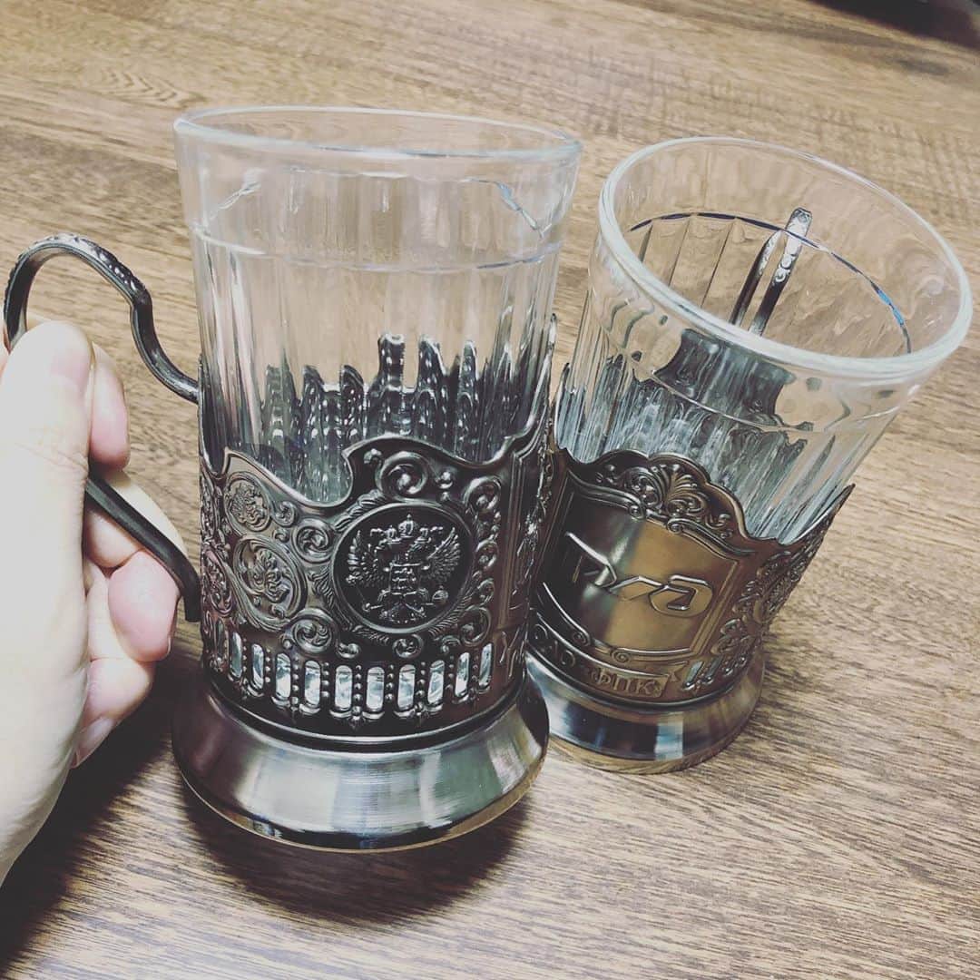 久保ミツロウのインスタグラム：「前から気になってたロシア🇷🇺雑貨屋さんで購入。あったかいお茶入れてみよ…☕︎☕︎」