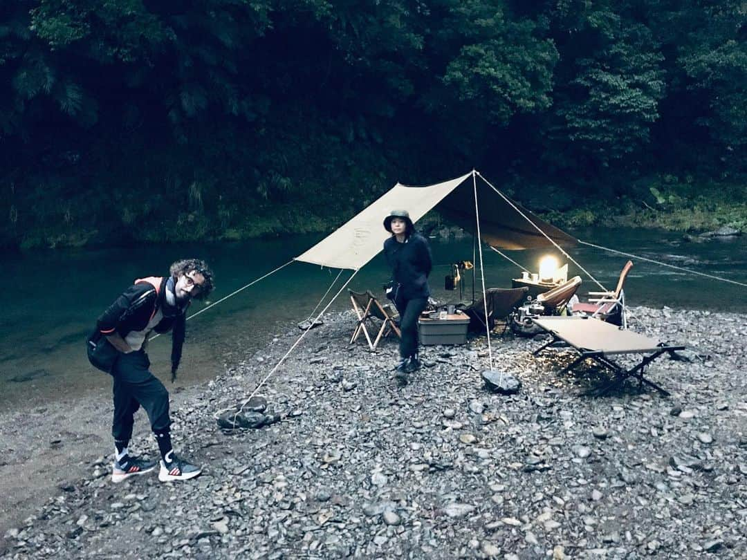 エディ・ポンさんのインスタグラム写真 - (エディ・ポンInstagram)「#Repost @lanpeng ・・・ #EdWLog #BeWonderfool #ExploreDareWonder Secret Place @madbackpacks @ed_wonder coming soon」11月8日 20時51分 - yuyanpeng