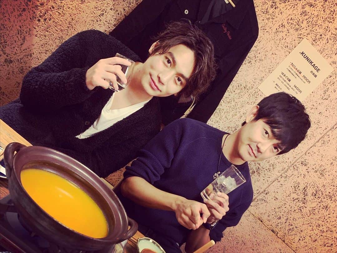 のインスタグラム：「今日はおじさんとご飯だよ。」