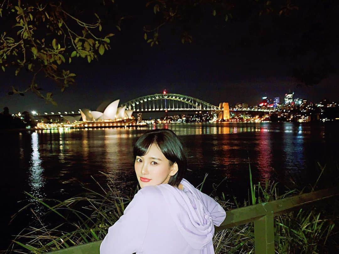 兒玉遥さんのインスタグラム写真 - (兒玉遥Instagram)「シドニーで最高のフォトスポットに行きました！﻿ ﻿ ハーバーブリッジとオペラハウスのコラボでとても美しかったです。﻿ ﻿ ﻿ I went to the best photo spot in sydney ! 📷✨﻿ ﻿ The best angle of Harbour Bridge and Opera House was really beautiful 🌉！﻿ ﻿ ﻿ ﻿ #harbourbridge ハーバーブリッジ #operahouse #オペラハウス﻿  #australia  #オーストラリア #シドニー #sydney #シドニー旅行 #オーストラリア旅行 #旅るっぴ」11月8日 21時06分 - haruka_kodama919