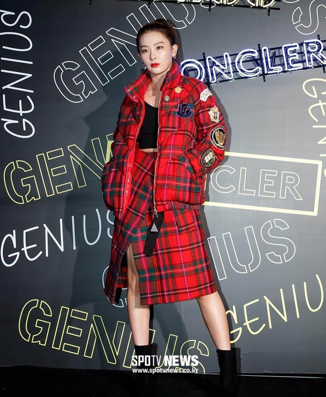 スルギさんのインスタグラム写真 - (スルギInstagram)「191107 SEULGI - Moncler Pop-up Launch in Gangnam 📸 PRESS #REDVELVET #레드벨벳 #SEULGI #슬기 #🐻」11月8日 21時18分 - kristiandawal29