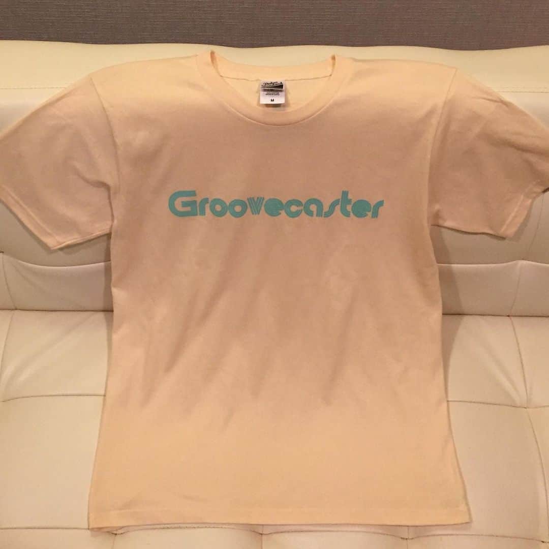 森広隆のインスタグラム：「『Groovecaster』Tシャツ登場！着やすくシンプルにしてみました。 明日からライブ会場で販売します。」