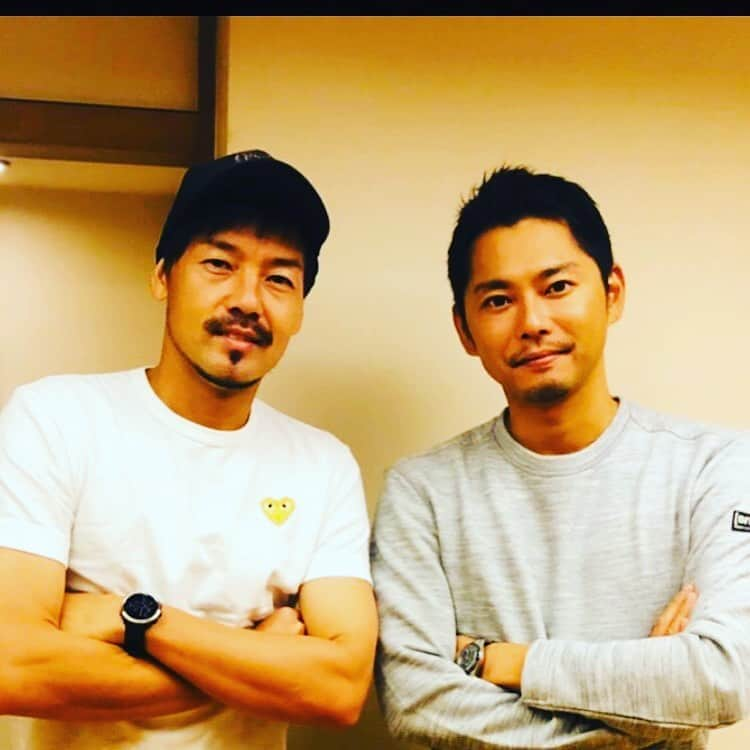 松井大輔さんのインスタグラム写真 - (松井大輔Instagram)「久しぶりに会ったよ。  落ち着くよね。 カッコいいよね。 応援したくなるんだよね。  #今井翼  #かっこいい  #同じ歳 #親友 #めっちゃ好き #応援」11月8日 22時27分 - matsuidaisuke_official