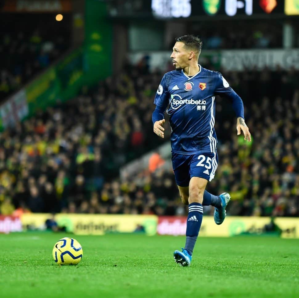 ヨゼ・ホレバスのインスタグラム：「One step at a time. #watford #watfordfc #threepoints #nikefootball #premierleague」