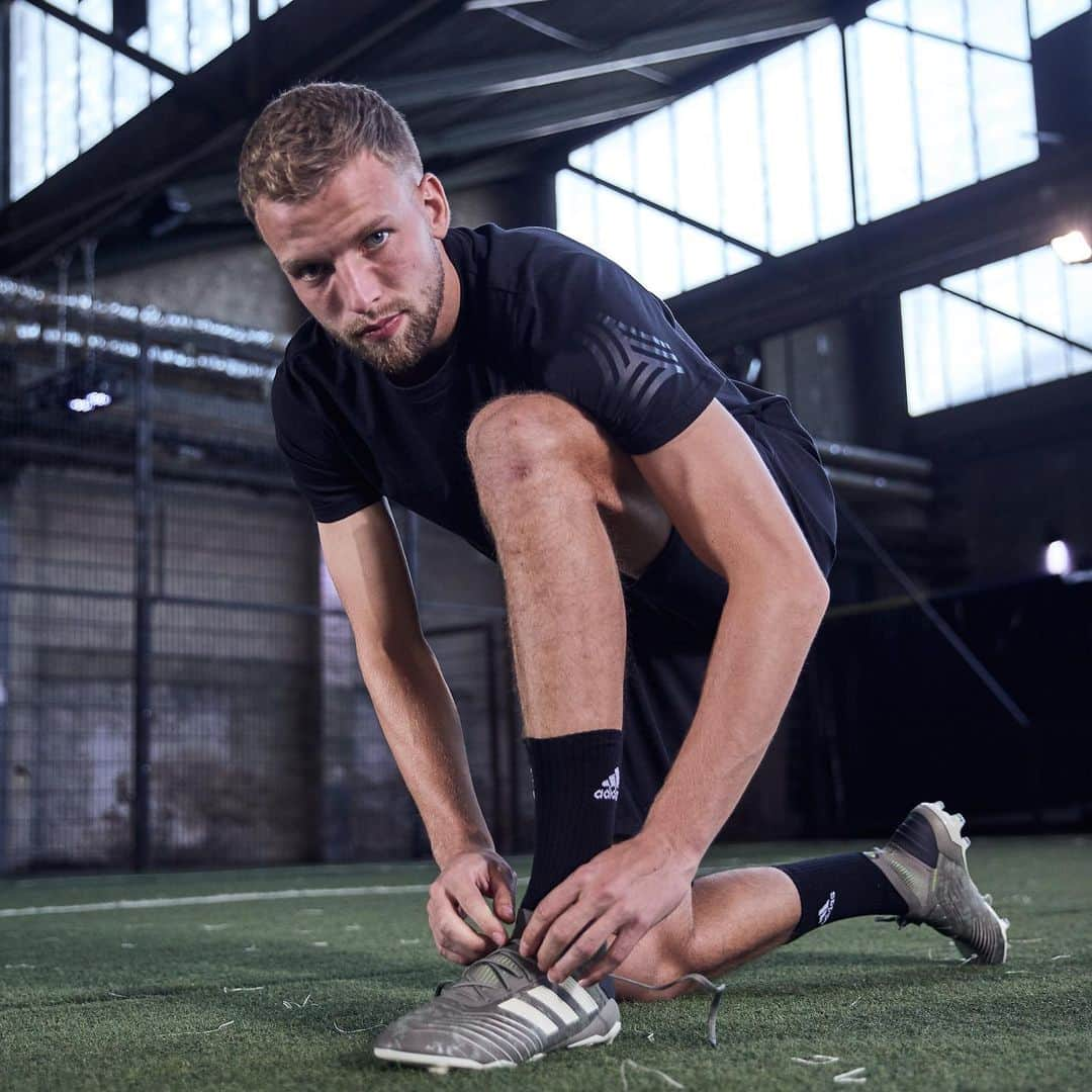 マーヴィン・フリードリヒのインスタグラム：「Nach dem Derby ist vor dem nächsten Bundesligaspiel. ☝🏼 #unionauswärts #berlin #mainz #berlinistrot #eisern #unveu #predator #createdwithadidas  @1.fcunion @adidas_de @thebaseberlin」