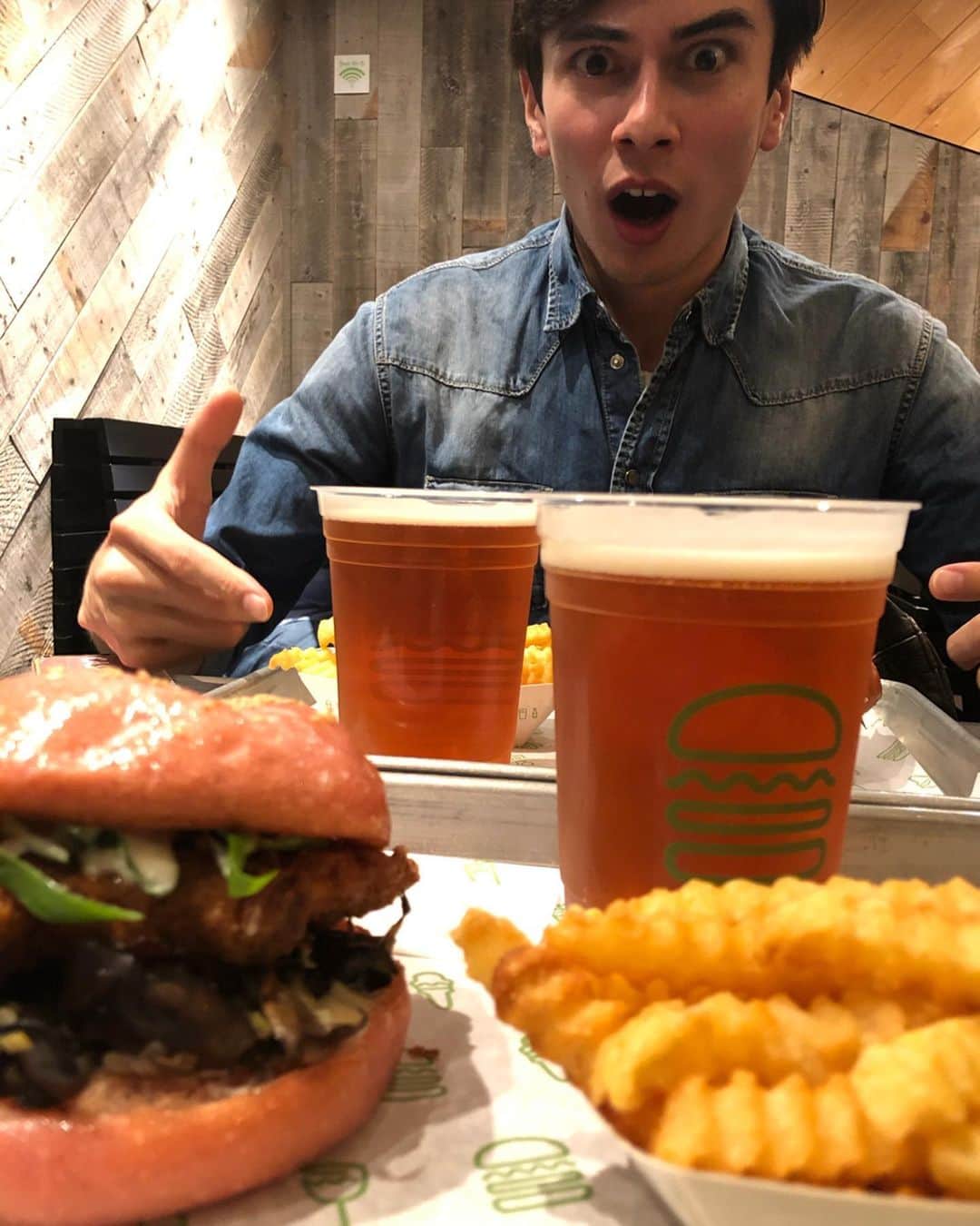 岡本至恩のグルメインスタ