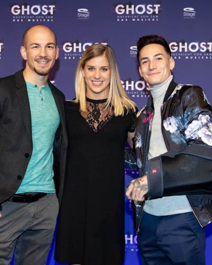 エリザベト・ザイツのインスタグラム：「Gestern bei der Musical-Premiere von 'Ghost' im Stage Apollo Theater Stuttgart . Danke für die Einladung und Danke für die tolle Darbietung. Echt empfehlenswertes , aber auch super emotionales Musical :). #musical #ghost #eliseitz #gymnastics #nationalteam #germany #team24passion #fun #goodtimes 📷 @wellertom.photo」