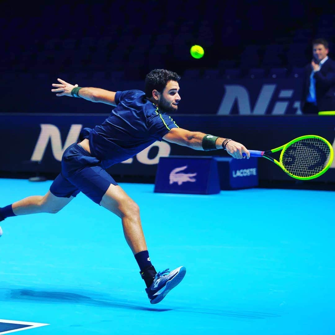 マッテオ・ベレッティーニさんのインスタグラム写真 - (マッテオ・ベレッティーニInstagram)「Think this guy is gonna be good!🙄🤣 - Gracias Rafa, always a pleasure sharing the court with you! @rafaelnadal - - 📷 @aratayamaoka - #scouting#nittoatpfinals#🤷🏻‍♂️🤫😴」11月9日 4時48分 - matberrettini