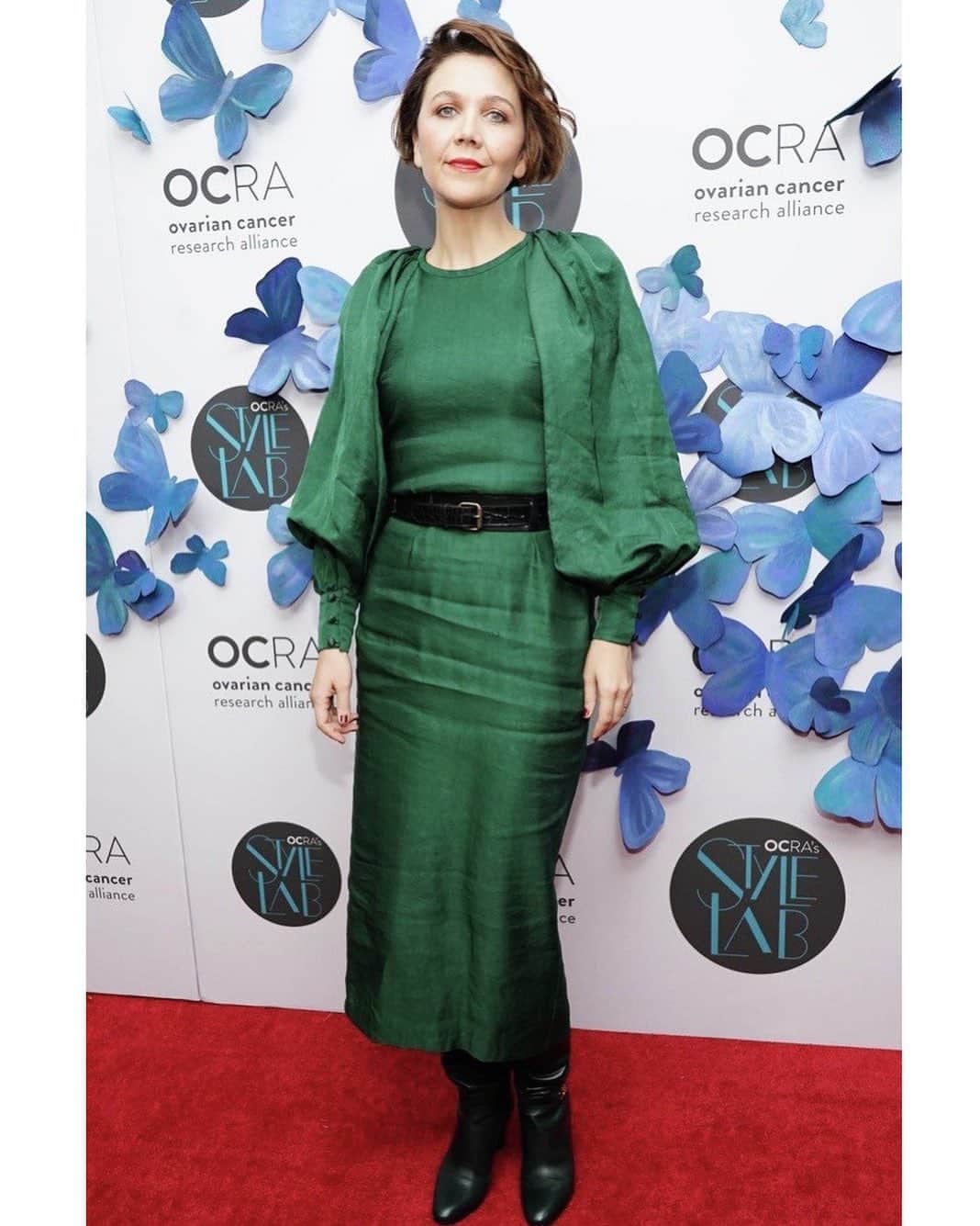 マーティン グラントのインスタグラム：「Maggie Gyllenhaal wearing MARTIN GRANT Pre-fall 2019 Look 19 Green Ballon Sleeve Dress attending OCAR style lab in New York.」