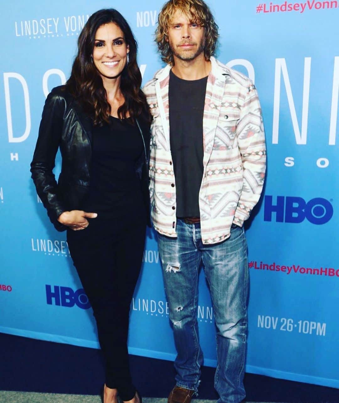 のインスタグラム：「Dani: You gonna dress up for your boys @tetongravity @hbo documentary on @lindseyvonn? Me: of course.」