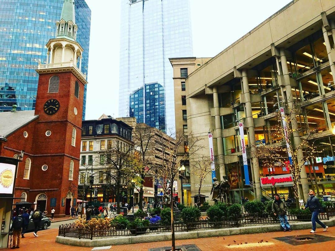 RyosukeTakenakaさんのインスタグラム写真 - (RyosukeTakenakaInstagram)「Winter came..in Boston . #boston#winter#usa#scenery#building」11月9日 7時04分 - tori.usa8