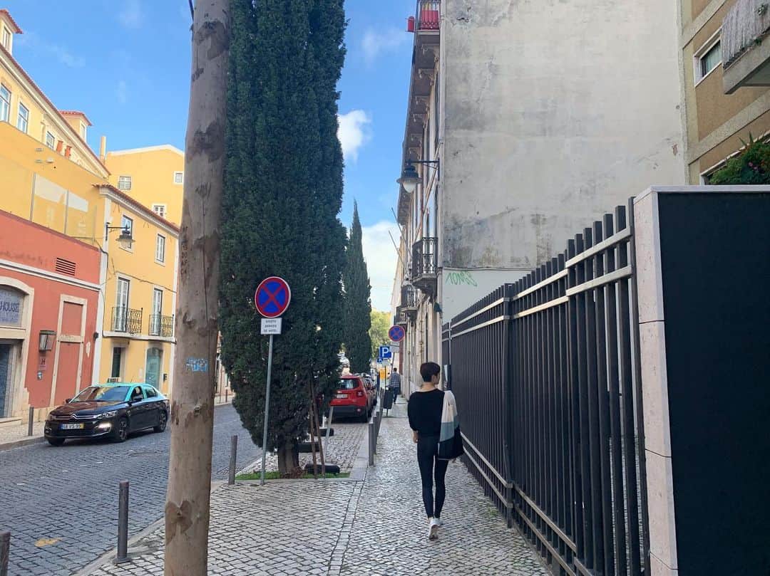 イ・エルのインスタグラム：「_ sim,Estou em Lisboa」
