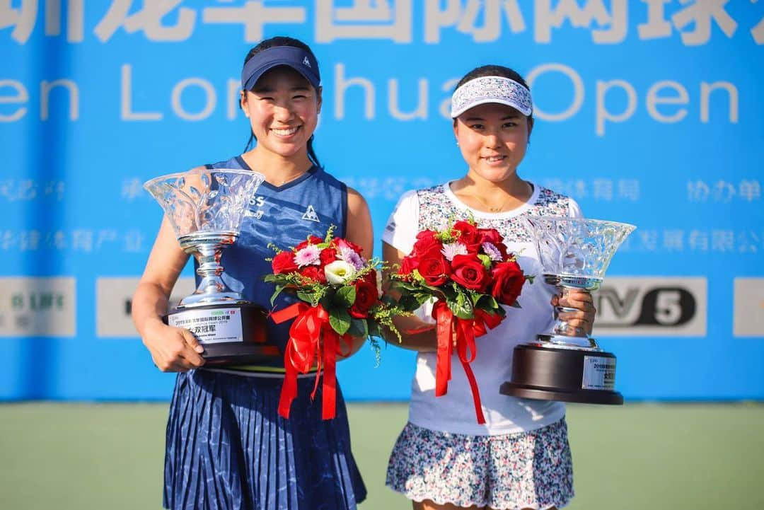 日比野菜緒さんのインスタグラム写真 - (日比野菜緒Instagram)「First time ever playing together and hope we have many more 🏆 to come! . 📷: @ouyangwensheng」11月9日 18時52分 - naohibino_1128