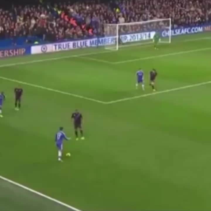 フェルナンド・トーレスのインスタグラム：「Come on BLUES! 🔵💪 #CFC @chelseafc #TorresLegacy #TBTorres」