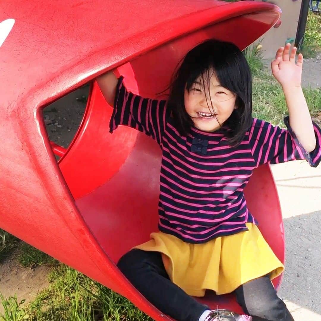 Kids Of Ninjaのインスタグラム：「動画には出せなかったけど…この遊具で勢い余っておでこゴツンしちゃった😢 . #公園遊び  #遊具遊び . #おとちゃん #年長さん #親バカ部 #子供と暮らす #trendykids #lifewithkids #kids_japan #kids_circle #cutekidsclub #love #instagood #instakids #kidsphoto」